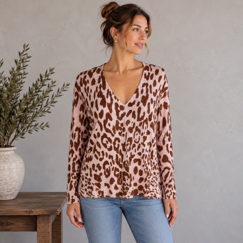 Show Me Your Mumu Pink Leopard V Neck Cliffside Sweater Small